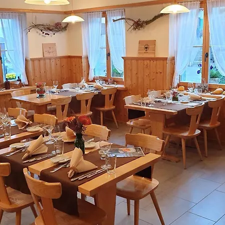Alpenrose Innerferrera