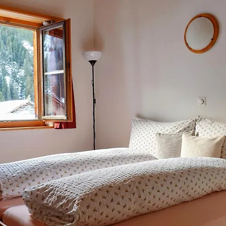 Alpenrose بيت ريفي Innerferrera